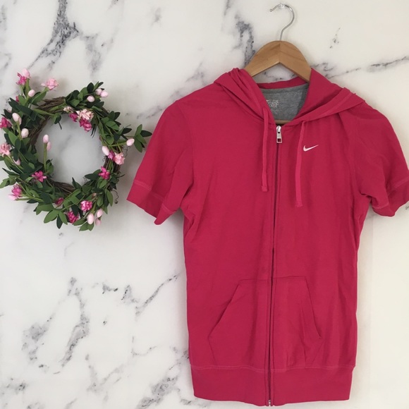 Nike Tops - 💕SOLD💕Nike Short Sleeve Athletic Hoodie